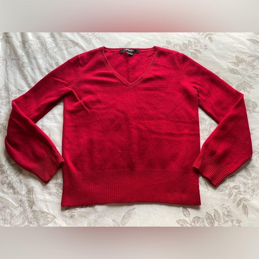 Madison Studio Red Cashmere V Neck Sweater Small Vintage Preppy‎ Old Money Chic